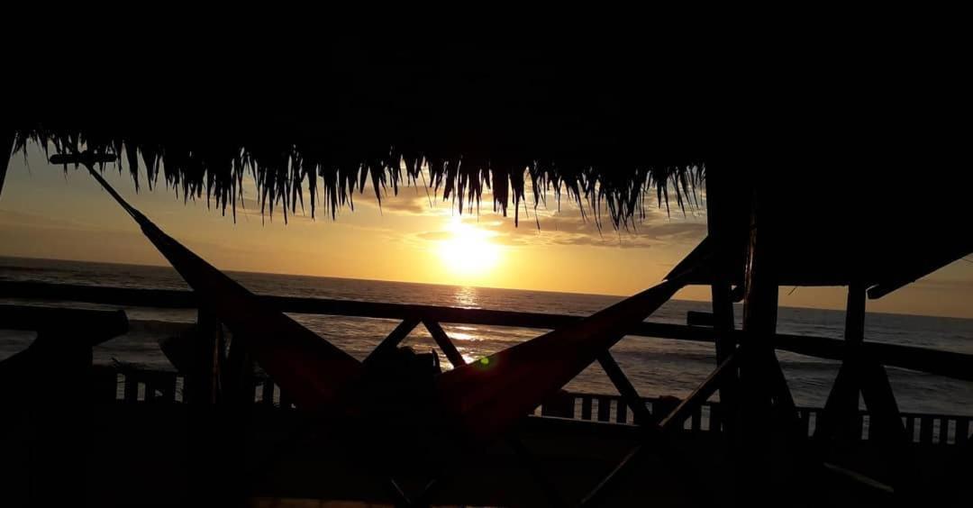 Hostal Mirada Al Mar Las Tunas Extérieur photo
